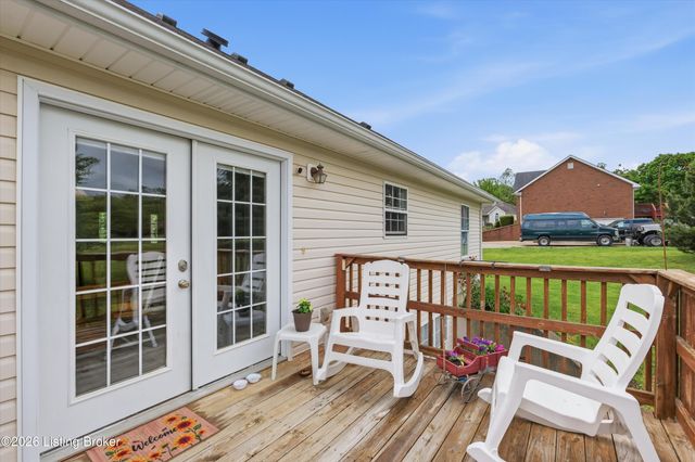104 Dayhill Ct, Coxs Creek, KY 40013