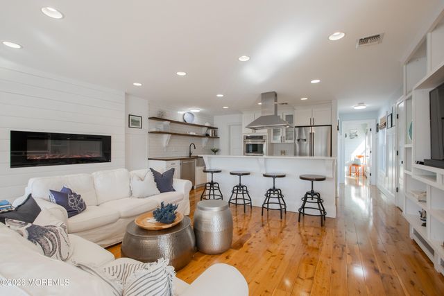 31 Washington Avenue, Highlands, NJ 07732