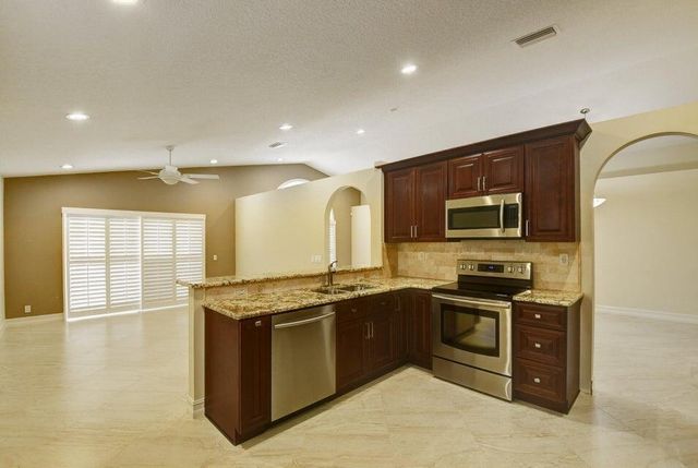 18967 Treble Lane, Boca Raton, FL 33498