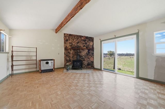 4900 Curran Rd, Ione, CA 95640