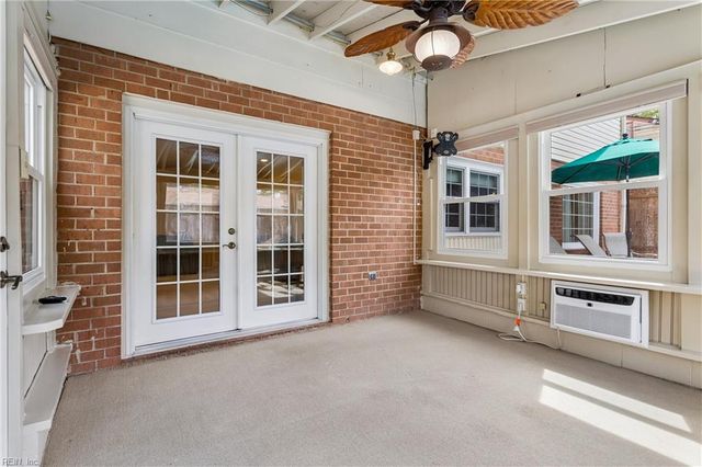 657 E Coral KY, Virginia Beach, VA 23452