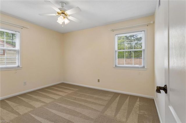 657 E Coral KY, Virginia Beach, VA 23452