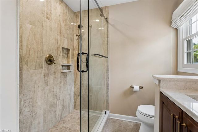 657 E Coral KY, Virginia Beach, VA 23452