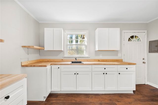 825 Dora Drive, Anderson, SC 29624