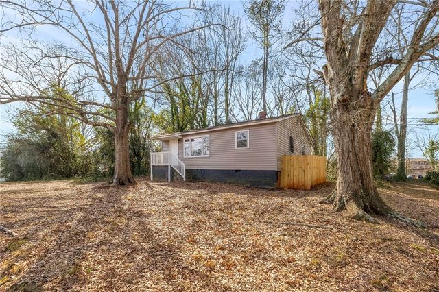 825 Dora Drive, Anderson, SC 29624