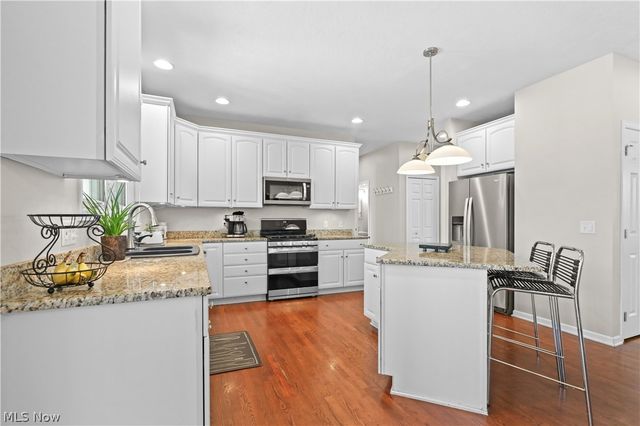 502 Augusta Drive, Fairlawn, OH 44333