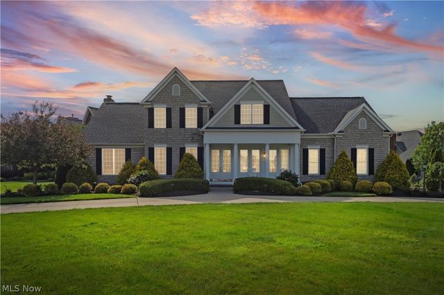 502 Augusta Drive, Fairlawn, OH 44333