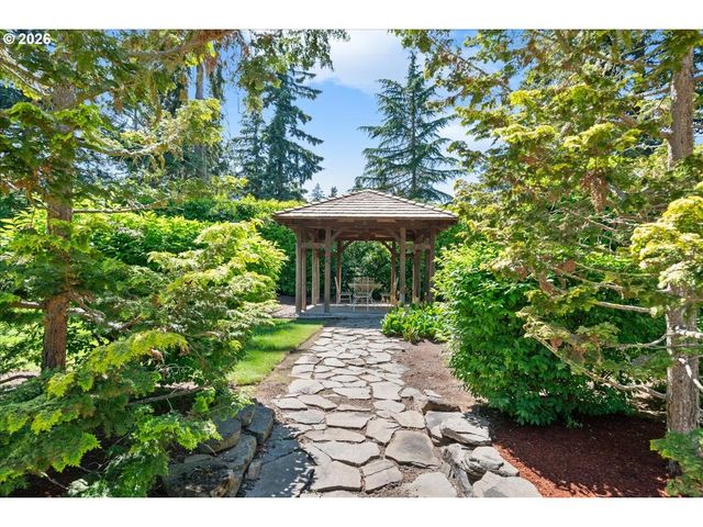 6737 TESSA Ln Ne, Silverton, OR 97381