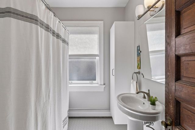 593 Laurel Avenue 3E, Saint Paul, MN 55102