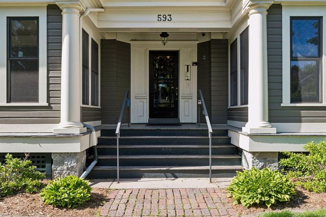 593 Laurel Avenue 3E, Saint Paul, MN 55102