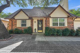 5431 Kings Manor Drive, Lake Dallas, TX 75065