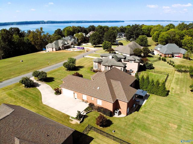 12896 Saint Andrew Drive, Athens, AL 35611