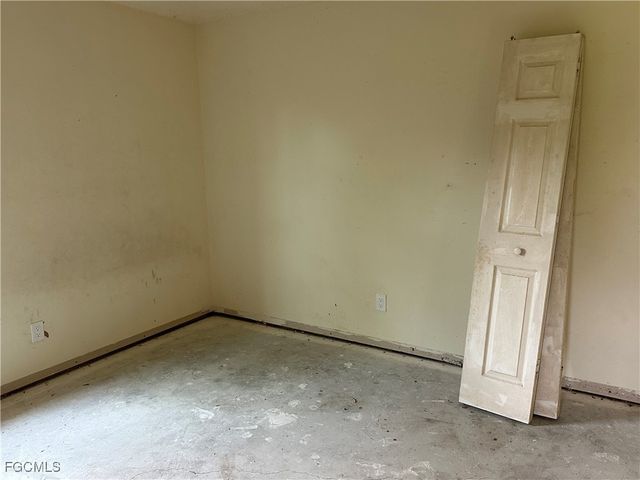 2254 Crystal DR, Fort Myers, FL 33907