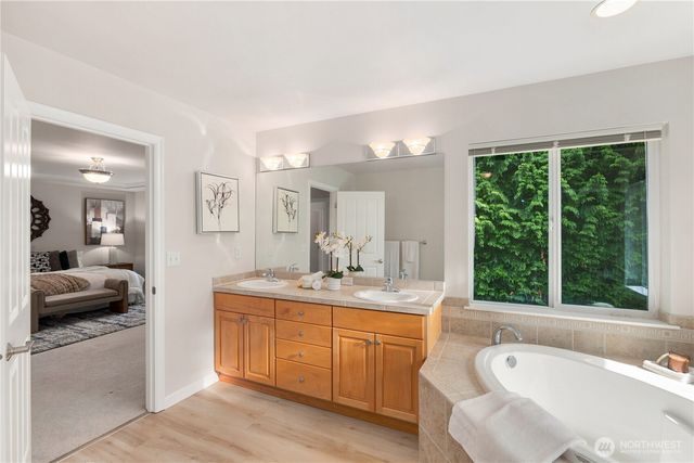 14627 36th Avenue SE, Bothell, WA 98012
