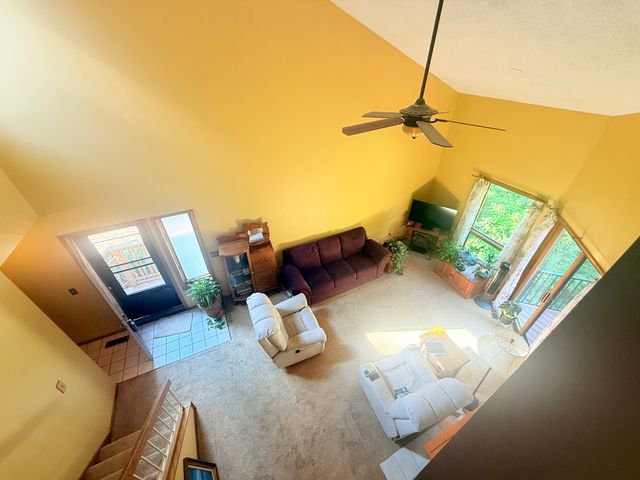679 Dorland Road S, Maplewood, MN 55119