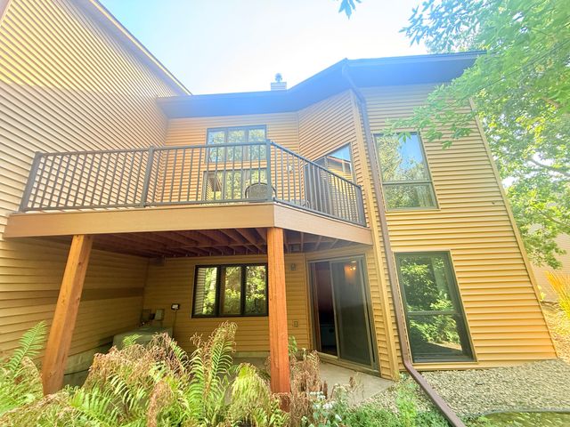 679 Dorland Road S, Maplewood, MN 55119