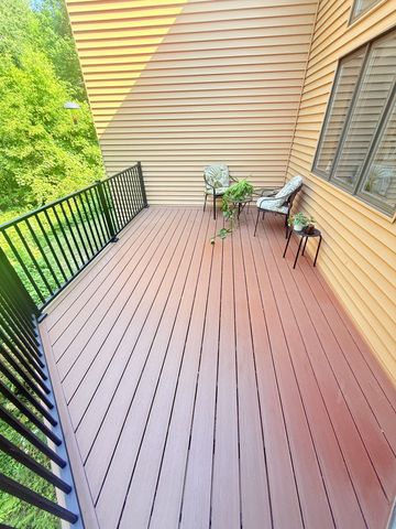 679 Dorland Road S, Maplewood, MN 55119