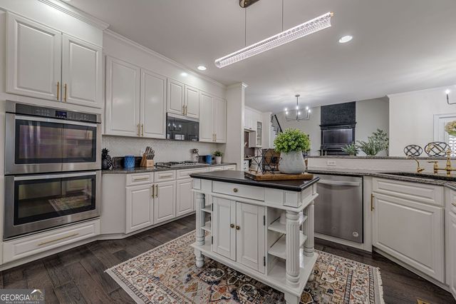 6232 Benbrooke Drive NW, Acworth, GA 30101