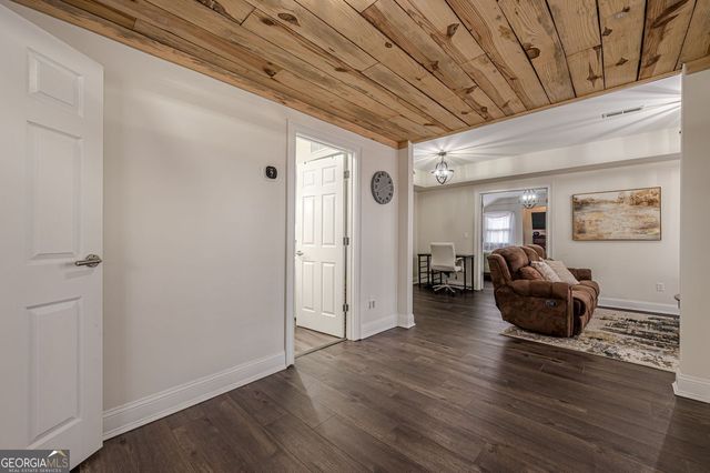 6232 Benbrooke Drive NW, Acworth, GA 30101