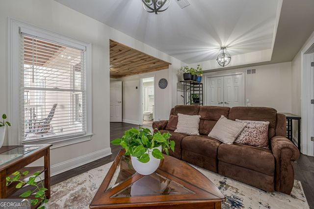 6232 Benbrooke Drive NW, Acworth, GA 30101