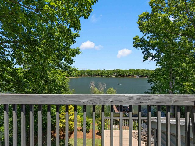 397 Lake Road, Inman, SC 29349