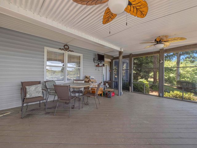 397 Lake Road, Inman, SC 29349