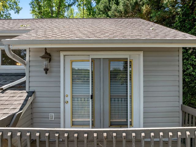 397 Lake Road, Inman, SC 29349