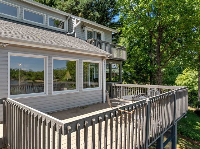 397 Lake Road, Inman, SC 29349
