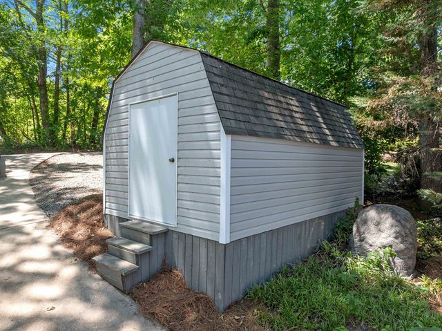397 Lake Road, Inman, SC 29349