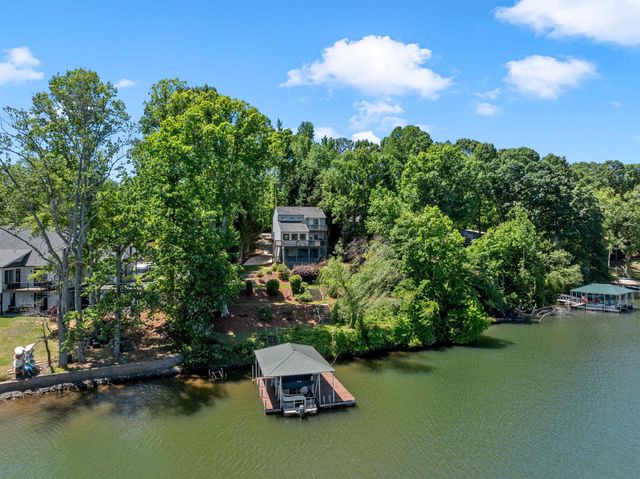 397 Lake Road, Inman, SC 29349