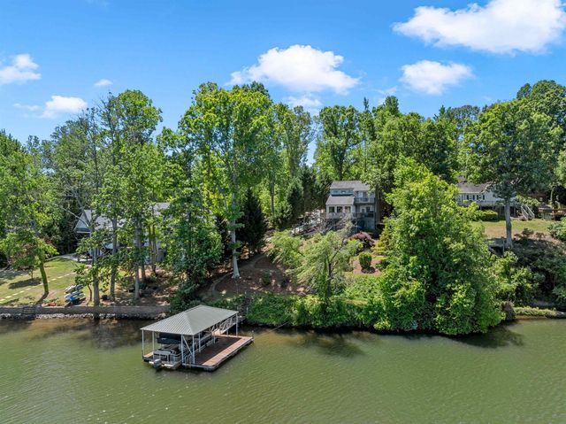 397 Lake Road, Inman, SC 29349