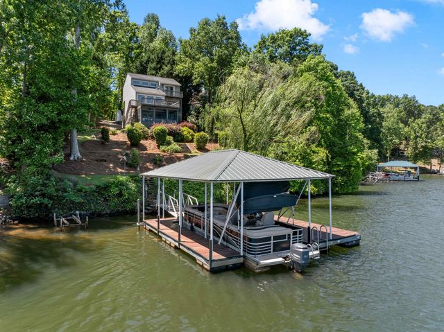 397 Lake Road, Inman, SC 29349