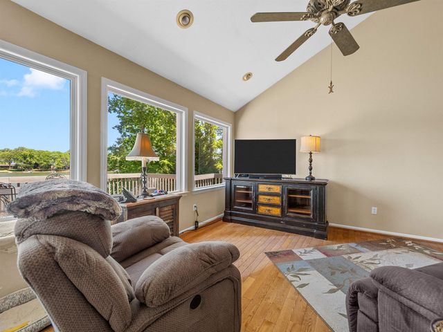 397 Lake Road, Inman, SC 29349