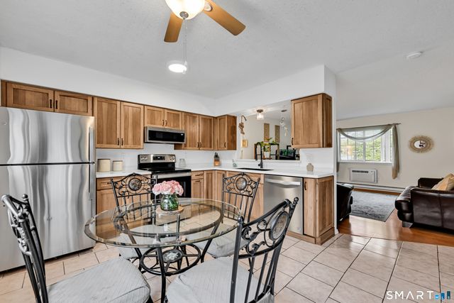 24 Blueridge Drive K10, Waterbury, CT 06704