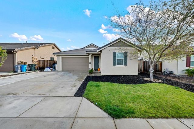 2875 Walker Way, Hollister, CA 95023