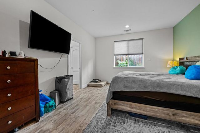 2875 Walker Way, Hollister, CA 95023