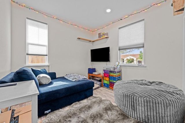 2875 Walker Way, Hollister, CA 95023