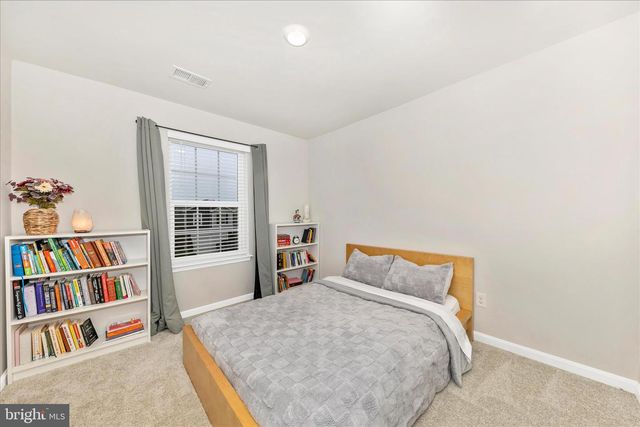 117 SABER DR, Charles Town, WV 25414