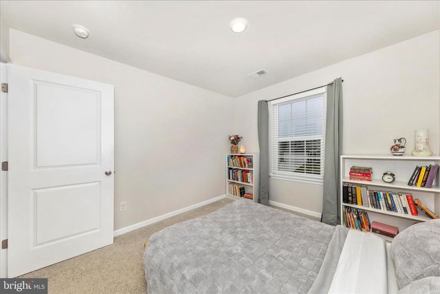 117 SABER DR, Charles Town, WV 25414