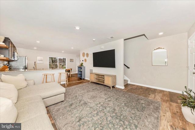 117 SABER DR, Charles Town, WV 25414