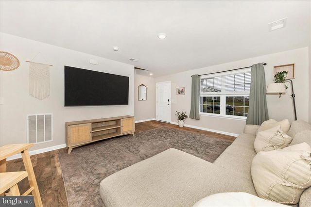 117 SABER DR, Charles Town, WV 25414