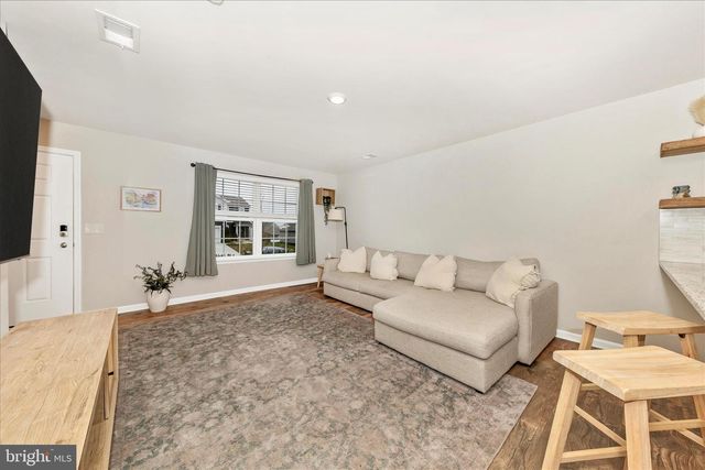 117 SABER DR, Charles Town, WV 25414