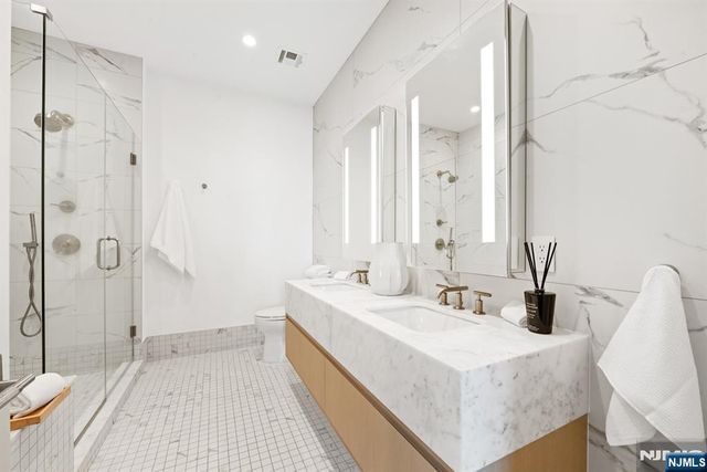 720 Clinton Street 508, Hoboken, NJ 07030