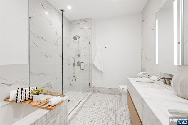 720 Clinton Street 508, Hoboken, NJ 07030