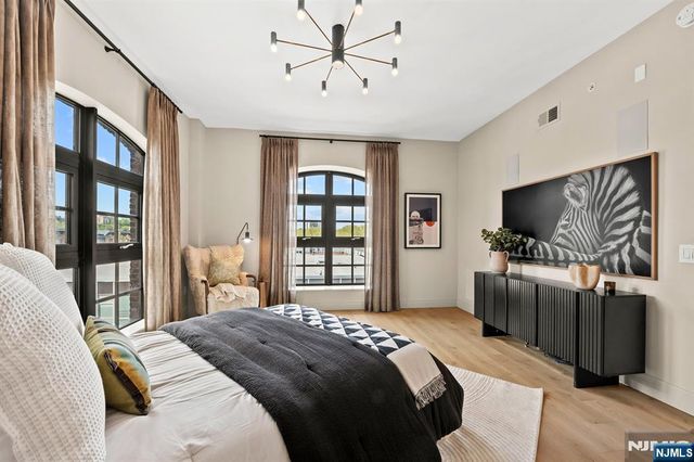 720 Clinton Street 508, Hoboken, NJ 07030