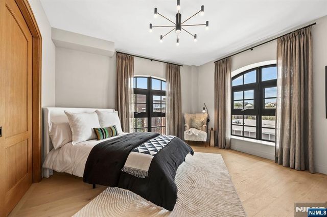 720 Clinton Street 508, Hoboken, NJ 07030