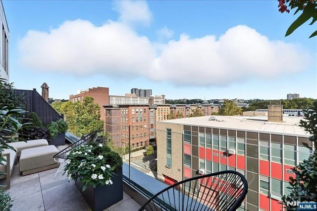 720 Clinton Street 508, Hoboken, NJ 07030