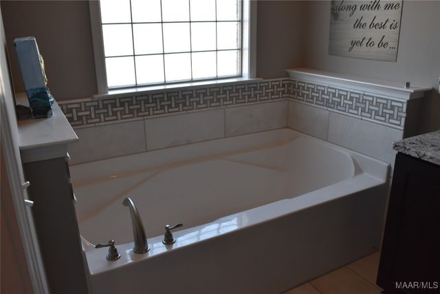 9153 AUTUMNBROOKE Way, Montgomery, AL 36117