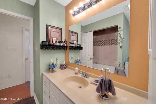 320 Pinecrest Drive, Chadbourn, NC 28431