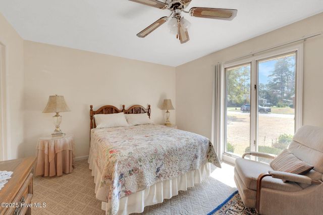 320 Pinecrest Drive, Chadbourn, NC 28431